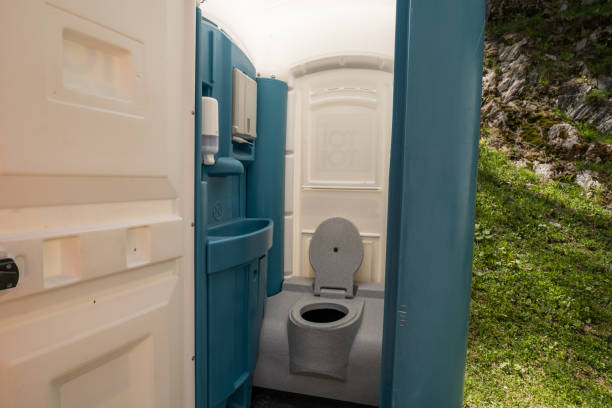 Portable Toilet Options We Offer in Neodesha, KS